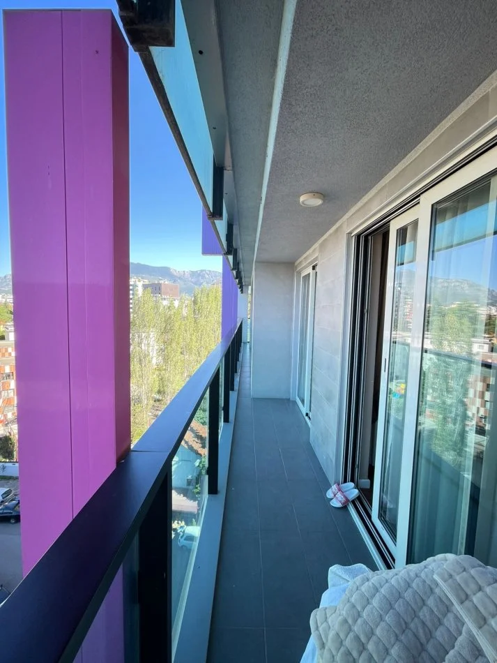 Tirane, Apartament 2+1 per qira Kati 6, 134 m² 2.500 € (Air Albania Stadium)