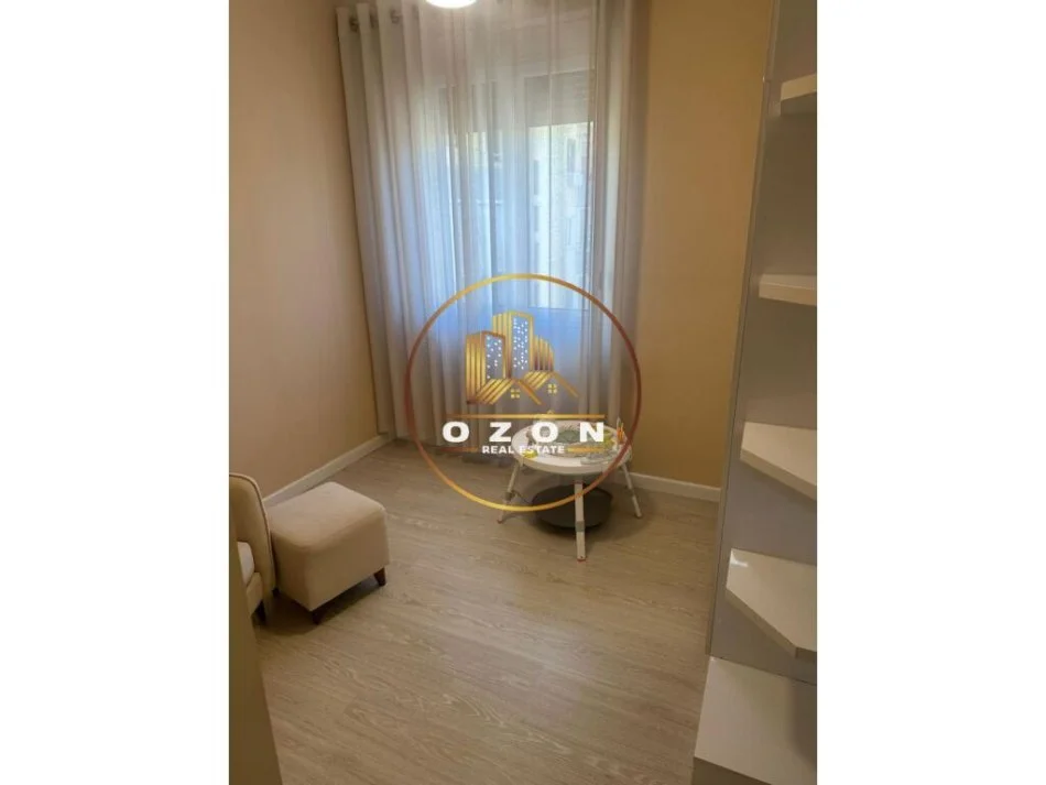 Apartament për Qira 2+1 tek Kopshti Zoolgjik pranë Hotel Unik!