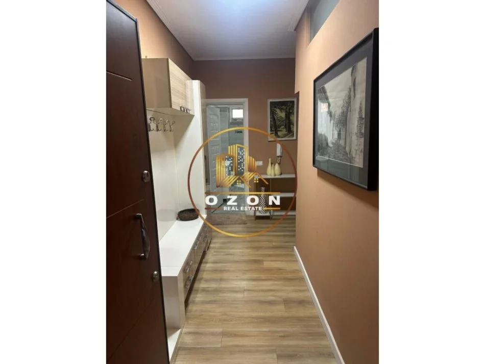 Apartament për Qira 2+1 tek Kopshti Zoolgjik pranë Hotel Unik!