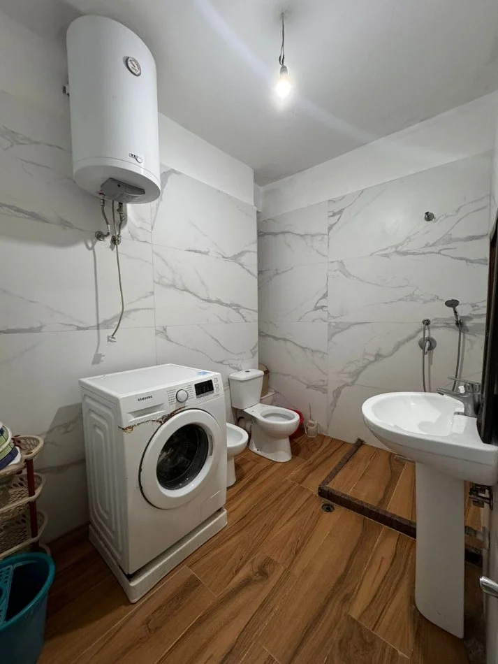 Durres, jepet me qera apartament Kati 2, 74 m² 350 € 