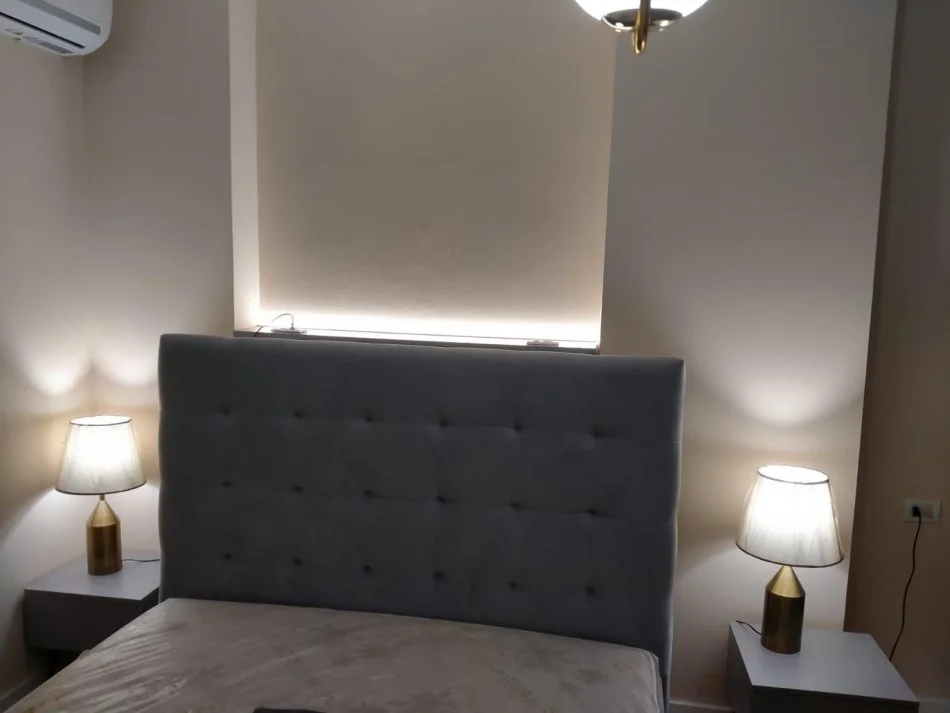 Tirane, shitet apartament 1+1+Ballkon Kati 2, 77 m² 208.000 € (rruga e bogdaneve)