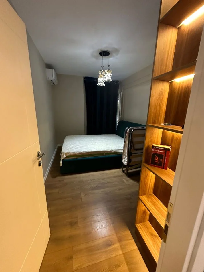 Tirane, shitet apartament 2+1+Ballkon Kati 2, 77 m² 160.000 € (kompleksi kontakt)