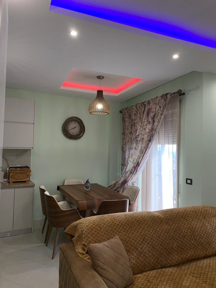 Tirane, shitet apartament 3+1+Ballkon Kati 4, 120 m² 145.000 € (Muhamet Deliu , Fresku)