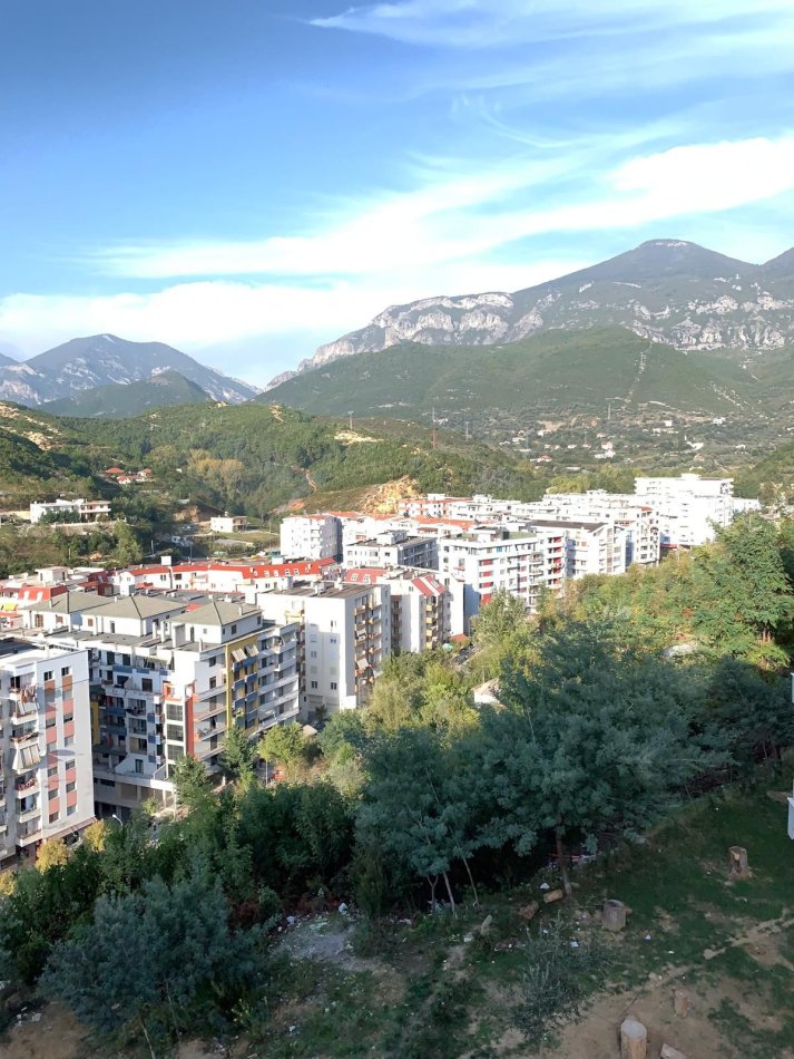 Tirane, shitet apartament 3+1+Ballkon Kati 4, 120 m² 145.000 € (Muhamet Deliu , Fresku)