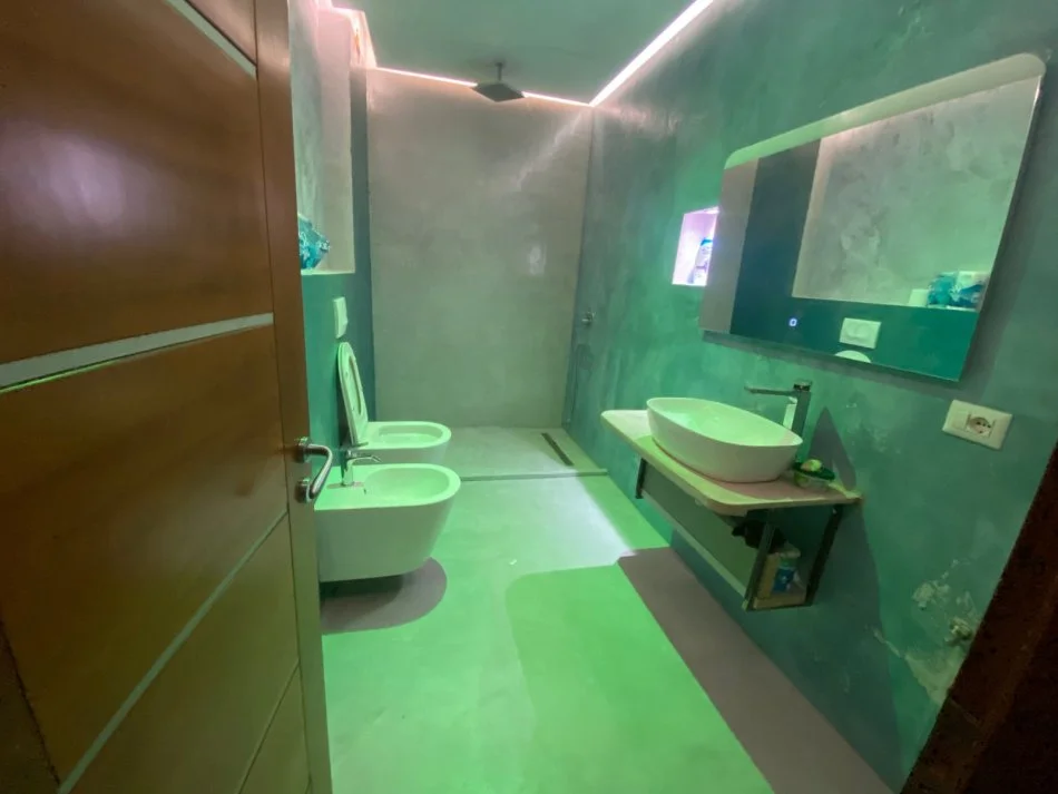 Durres, shitet apartament 1+1+Aneks+Ballkon Kati 4, 69 m² 75.000 € (Shkembi i Kavajes)