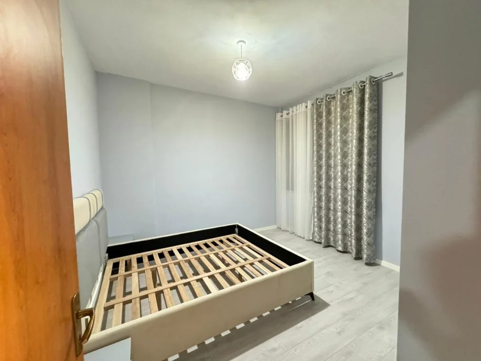 Shqiperi, shitet apartament 1+1 Kati 5, 66 m² 88.000 € (Yzberisht)