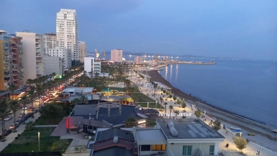 Durres, jepet me qera apartament 2+1+Aneks+Ballkon , 90 m² 350 € (Vollga)