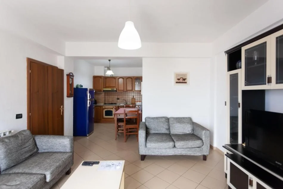 Durres, jepet me qera apartament 2+1+Aneks+Ballkon , 90 m² 350 € (Vollga)