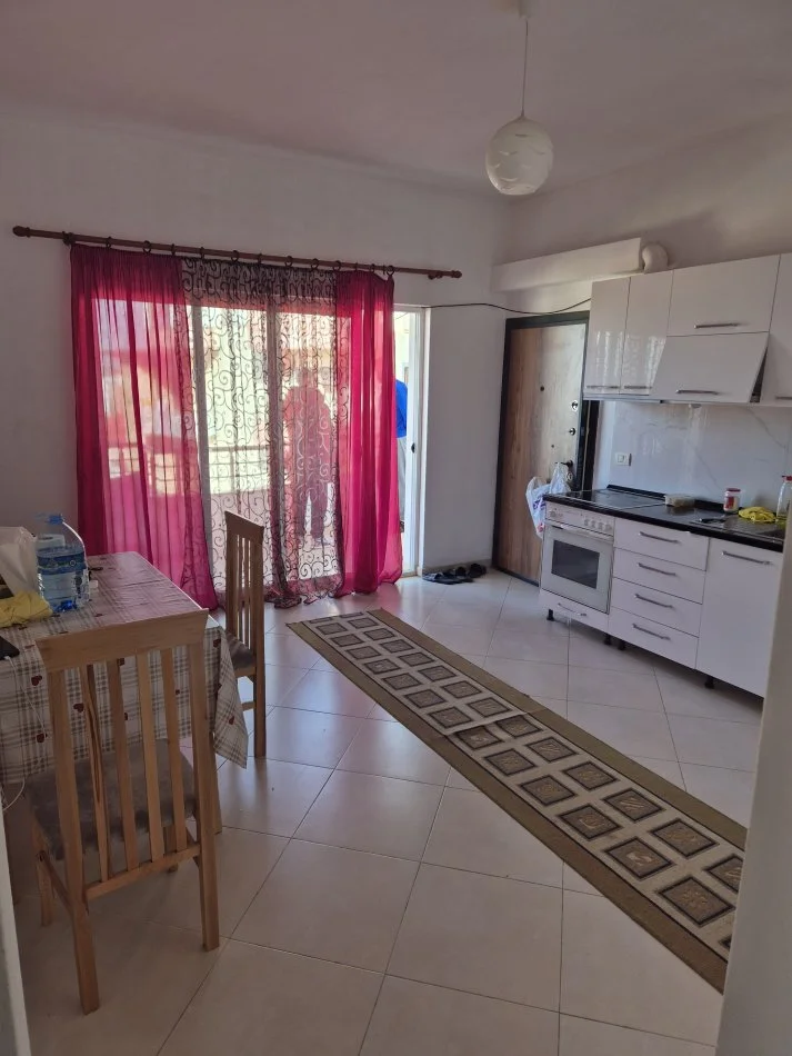 Tirane, Apartament 2+1 me qira Kati 2, 74 m² 400 € (Kodra e Priftit)