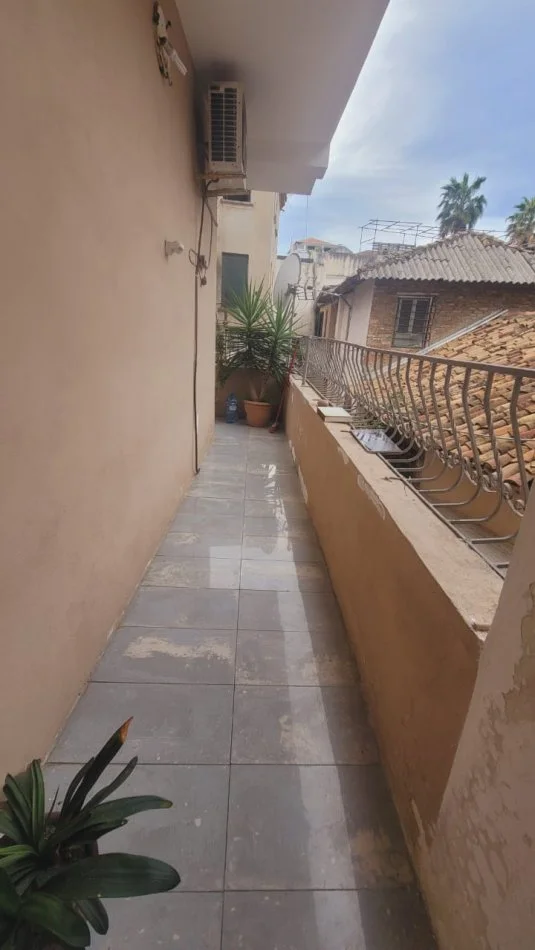 !!Dhene!!Durres, jepet me qera Vile 3+1 Kati 2, 120 m² 350 € (Prane Bashkise)