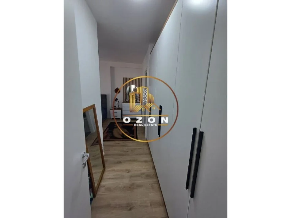 Shitet apartament 2+1+2 tek Kompleksi Mangalem , Ali Demi!