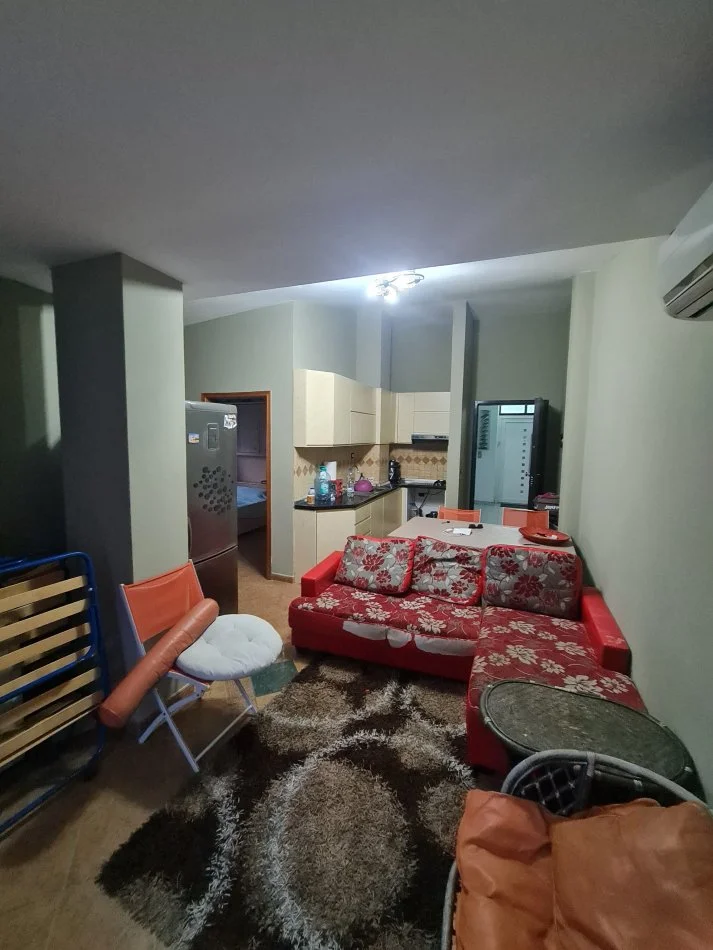 Durres, shitet apartament 2+1+Aneks+Ballkon Kati 5, 92 m² 150.000 € (Rruga Pavaresia)