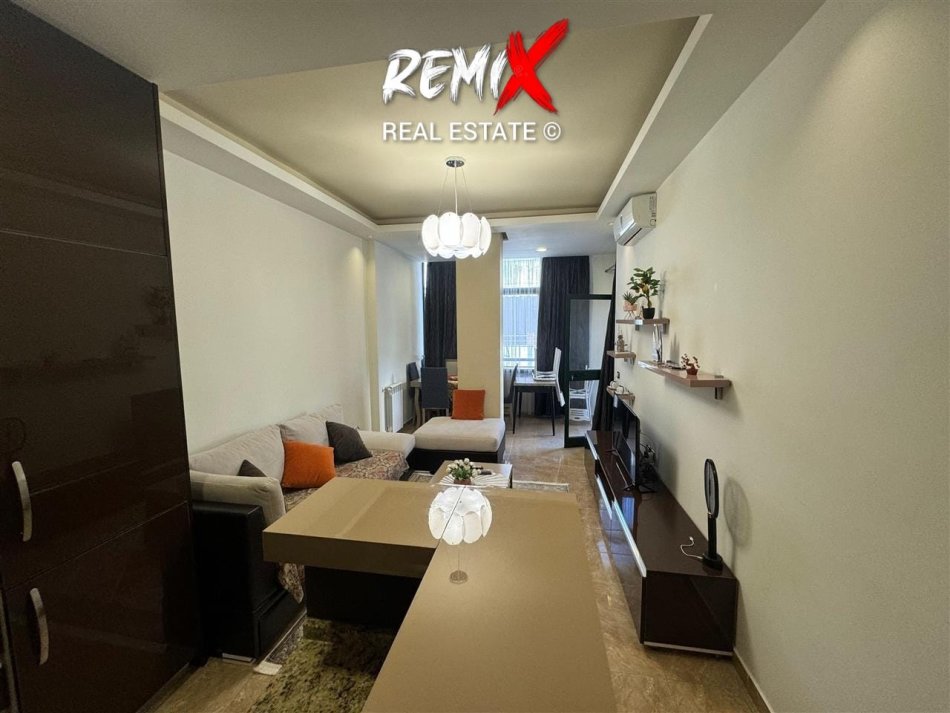 Mali Robit, shitet apartament 1+1+Aneks+Ballkon Kati 3, 68 m² 80.000 €