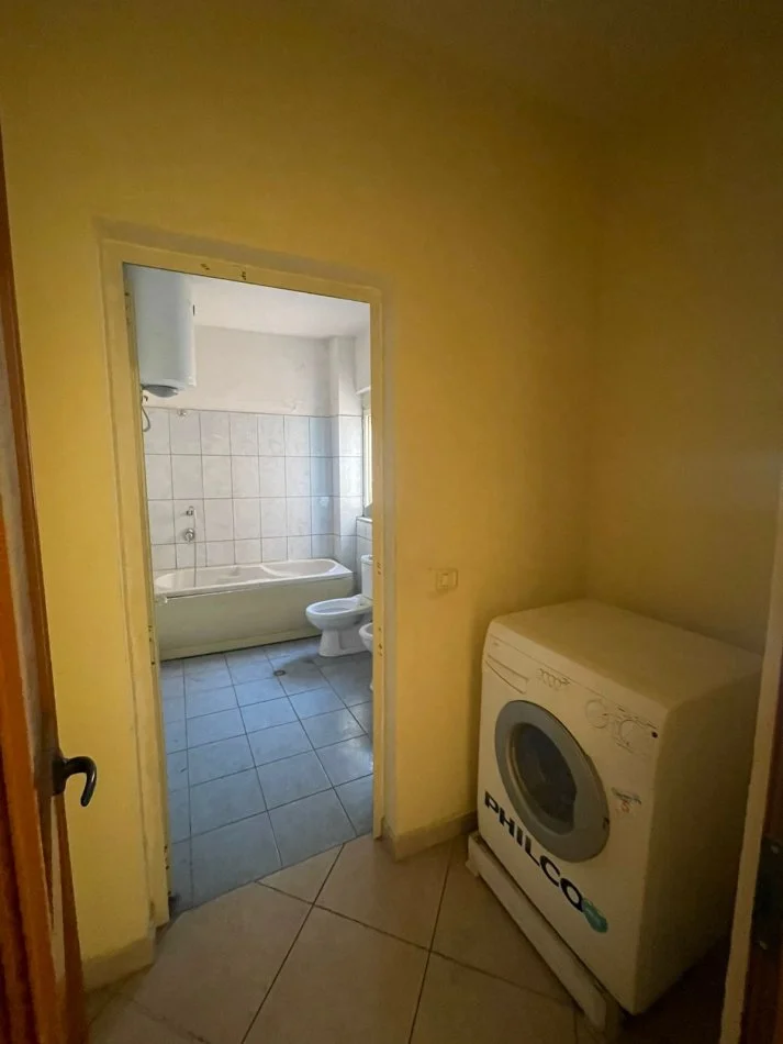 Durres, shitet apartament 2+1+Aneks+Ballkon Kati 7, 104 m² 87.000 € (Ish Rajoni)