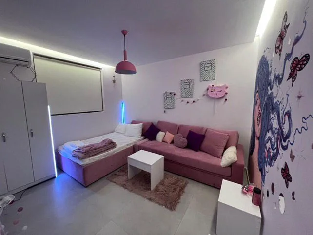 Tirane, jepet me qera apartament 1+1 Kati 1, 41 m² 400 € (Rruga e Durresit)