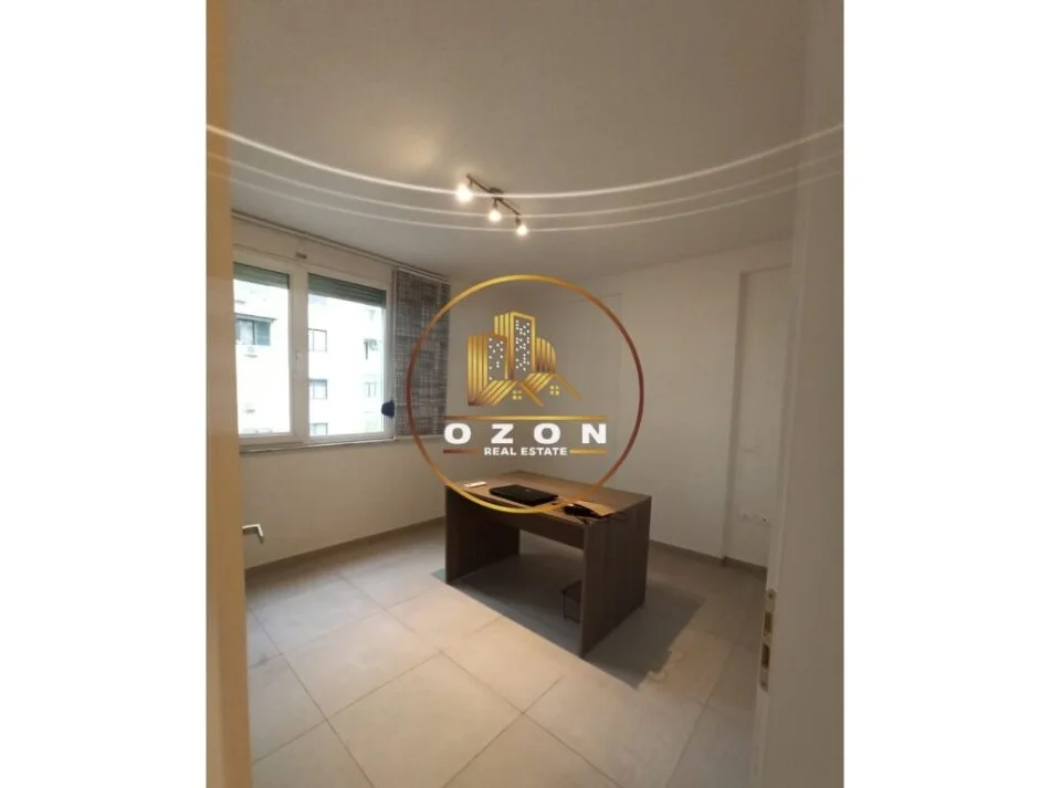 Apartament Me Qira 2+1 Për Biznes Tek Ish Ekspozita!