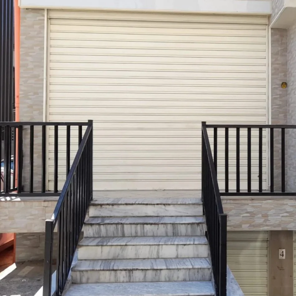 Tirane, shes dyqan Kati 0, 124 m² 169.000 € (Vasil Shanto Rruga Viktor eftemiu)