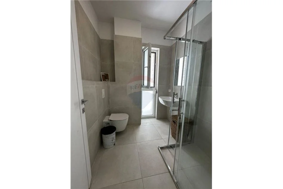 Tirane, jepet me qera apartament 1+1 , 60 m² (Liqeni i Thatë, Albania)