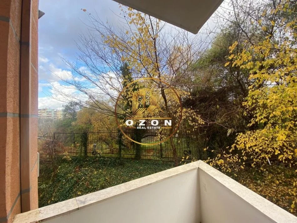 Tirane, jepet me qera apartament 2+1 Kati 4, 115 m² 500 € (Kopshti Botanik)