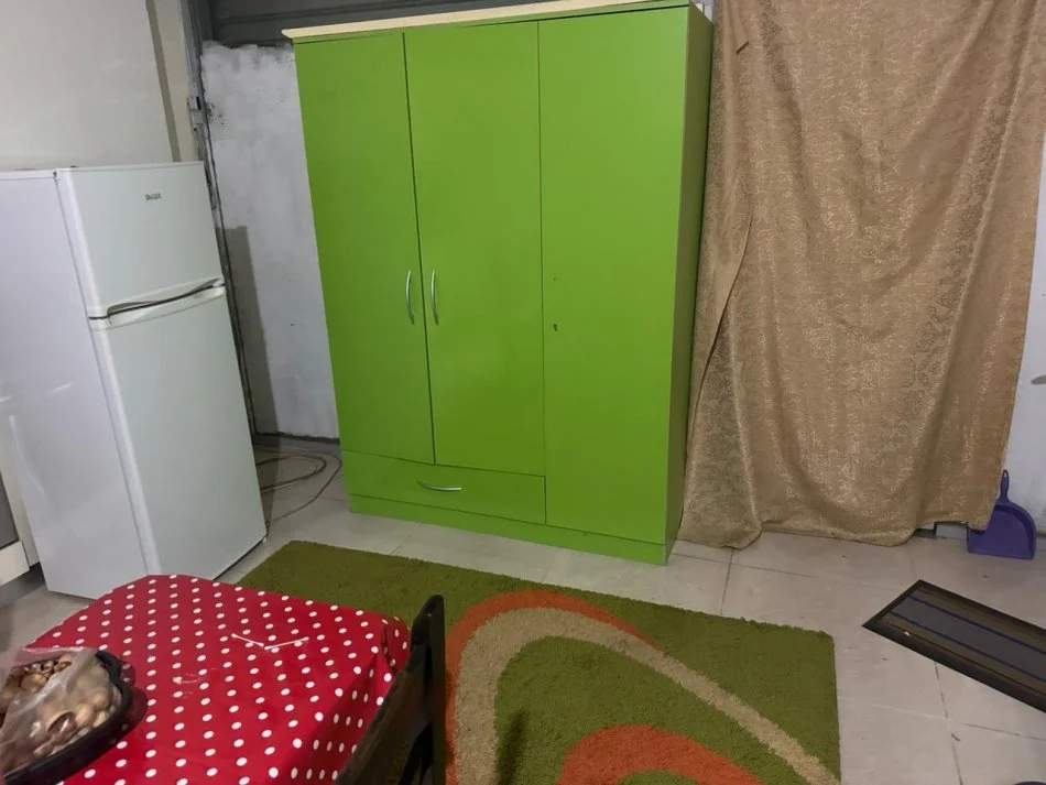 Tirane, jepet me qera apartament 1+1 Kati 0, 44 m² 230 € (astir)