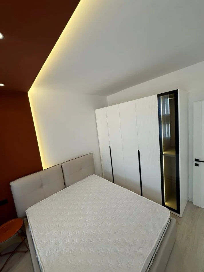 Tirane, shitet apartament 1+1 Kati 4, 48 m² 131.000 € (Komuna Parisit)