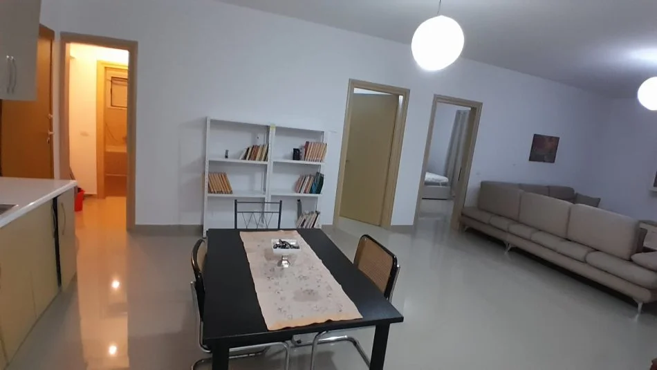 Tirane, jepet me qera apartament 2+1 Kati 1, 112 m² 400 € (Sanatorium)