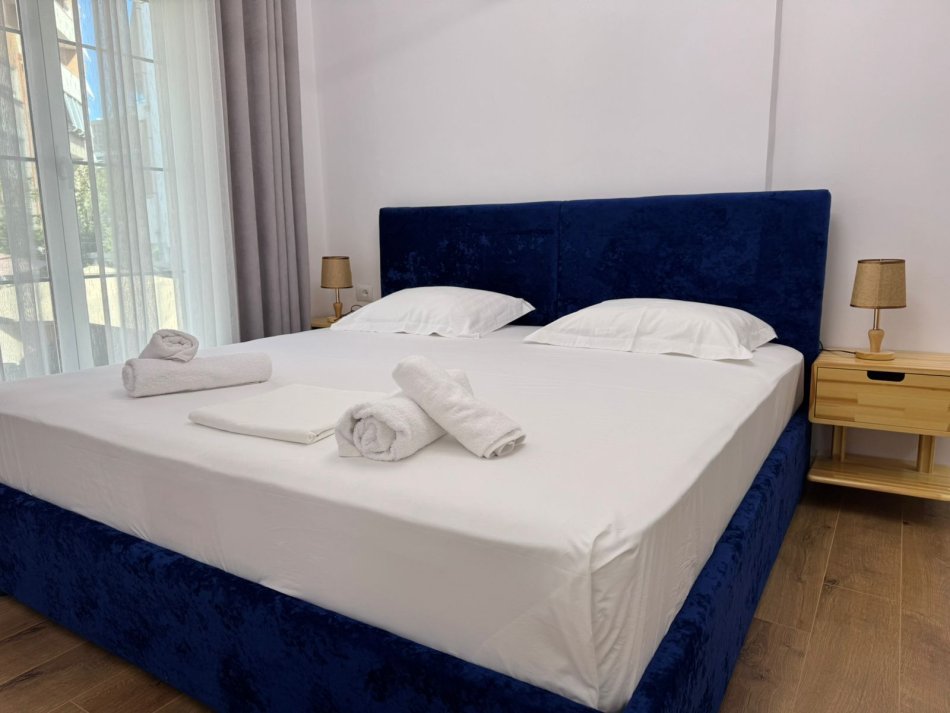 Tirane, jepet me qera apartament 1+1 Kati 2, 55 m² 750 € (Tefta Tashko Koco)