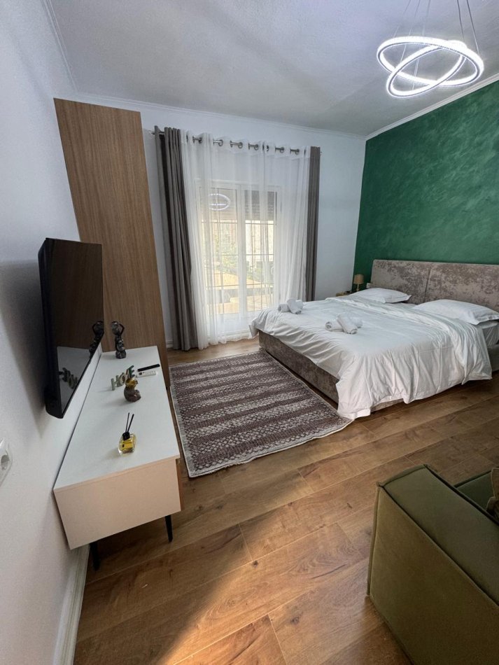 Tirane, jap me qera 1+1 Kati 2, 45 m² 550 € (Tefta Tashko Koco)