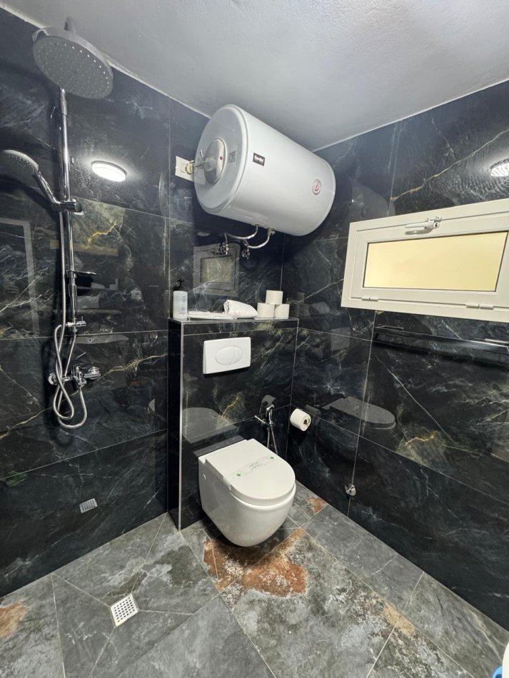 Tirane, jap me qera 1+1 Kati 2, 45 m² 550 € (Tefta Tashko Koco)