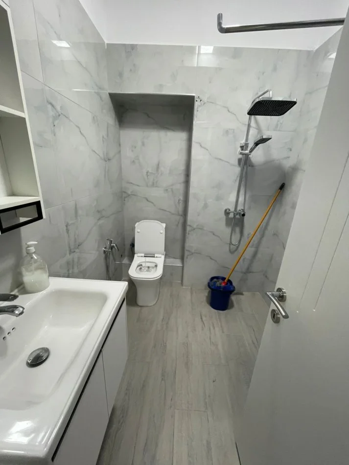 Tirane, shitet 1+1 Kati 3, 45 m² 105.000 € (Don Bosko)