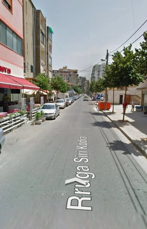 Tirane, jepet me qera dyqan Kati 0, 26 m² 300 € (Rruga Siri Kodra)