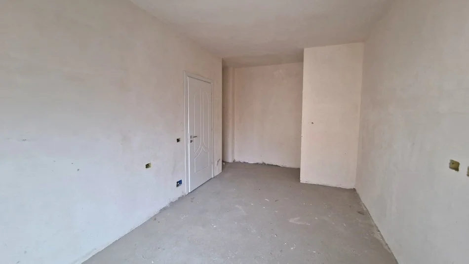 Vlore, shitet 2+1+Ballkon Kati 8, 101 m² 140.000 € (Pelivan Leskaj)