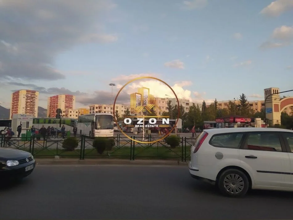 Ambient Biznesi në Shitje ,Terminali në Kamëz