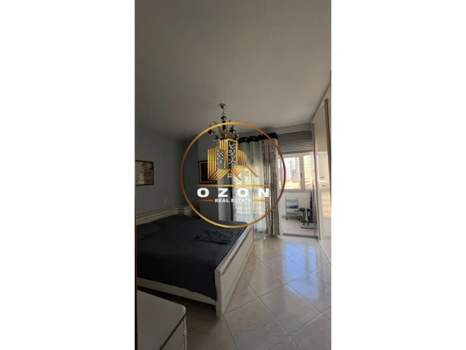 Apartament 2+1 me Qera,Pranë Shkollës së Kuqe