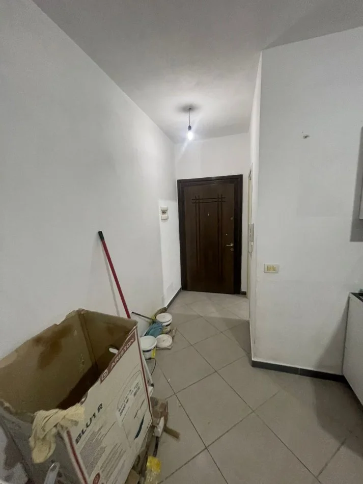 Tirane, jepet me qera apartament 1+1 Kati 7, 77 m² 350 € (ASTIR)
