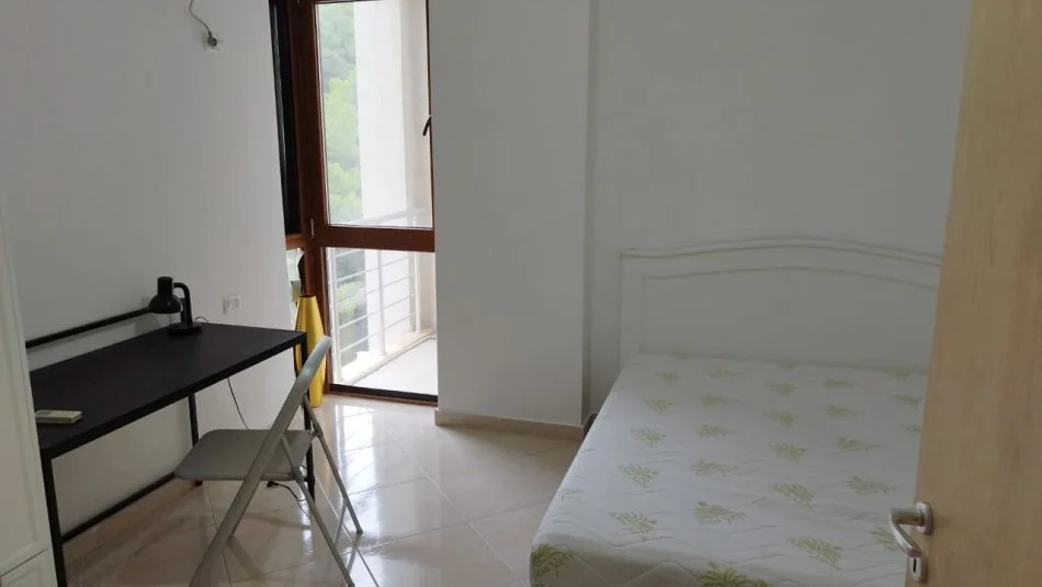 Durres, jepet me qera apartament 2+1+Aneks+Ballkon Kati 9, 97 m² 500 € 