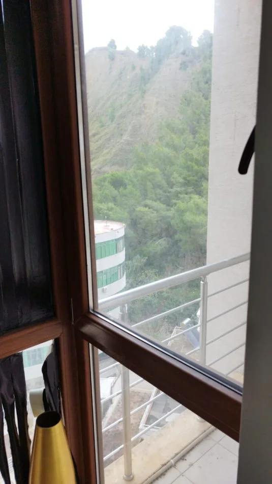 Durres, jepet me qera apartament 2+1+Aneks+Ballkon Kati 9, 97 m² 500 € 