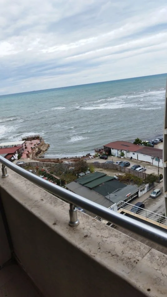 Durres, jepet me qera apartament 2+1+Aneks+Ballkon Kati 9, 97 m² 500 € 