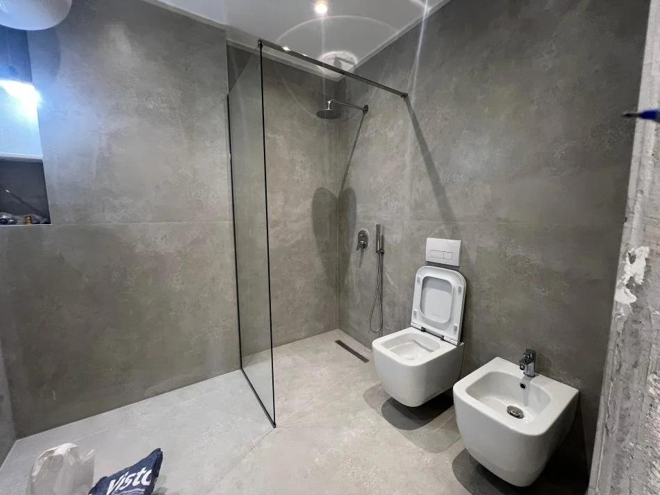 Vlore, shitet apartament 2+1+Ballkon Kati 2, 117 m² 362.000 € (Lungomare)