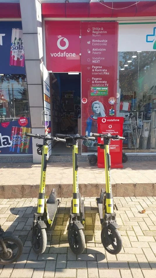 Tirane, shes SERVIS CELULARESH DHE SHERBIME PAGESASH 6.000 €