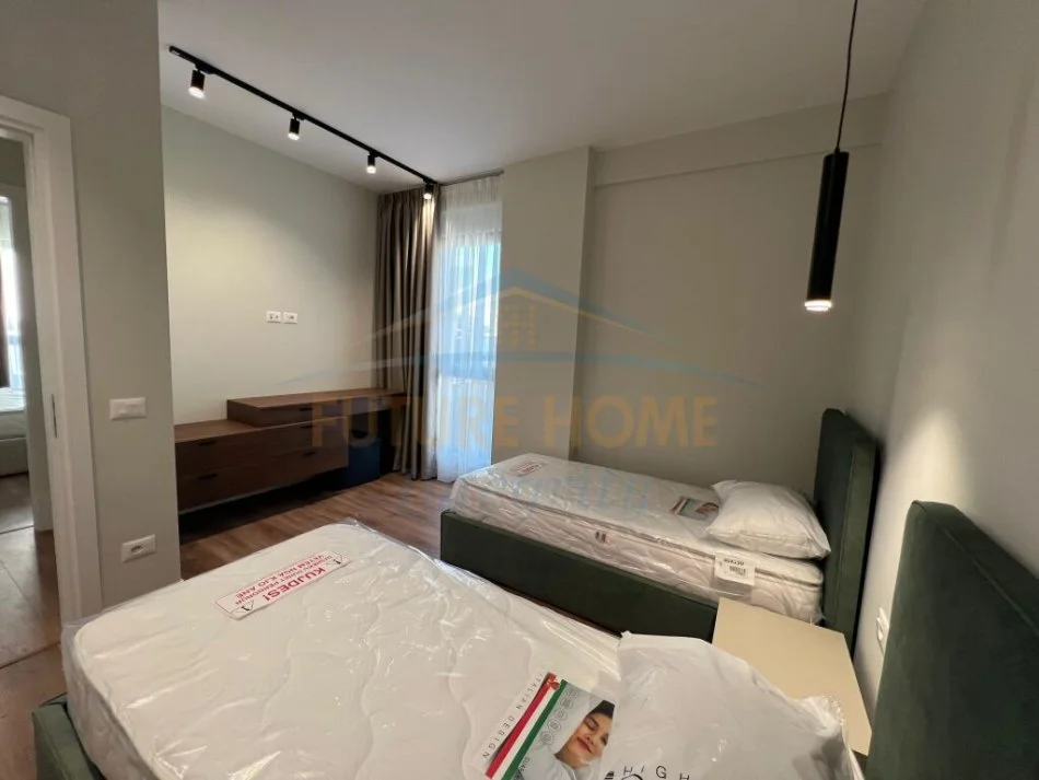 Tirane, jepet me qera apartament 2+1 Kati 7, 122 m² 1.000 € (PAZARI I RI TIRANE)