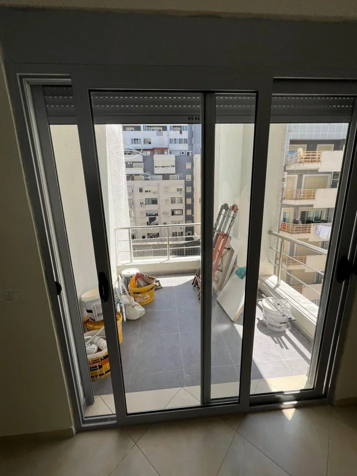 Durres, shitet apartament 2+1+Ballkon Kati 5, 92 m² 110.000 € (Stacioni i Trenit)