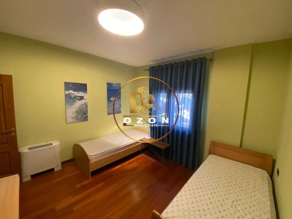 Apartament me Qera 2+1+2, Rruga e Kosovareve!