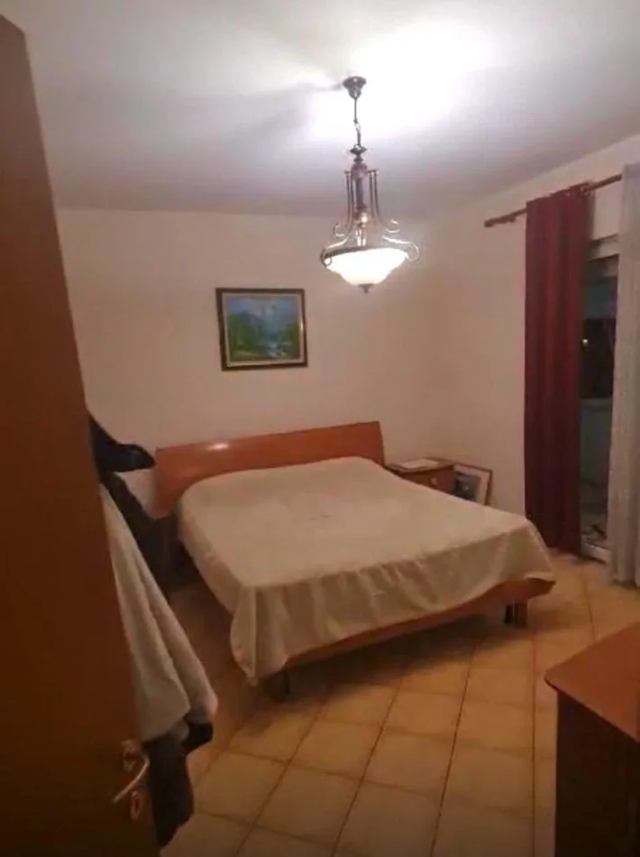 Tirane, Apartament 1+1 me qira  Kati 5, 89 m² (Stadiumi Arena)