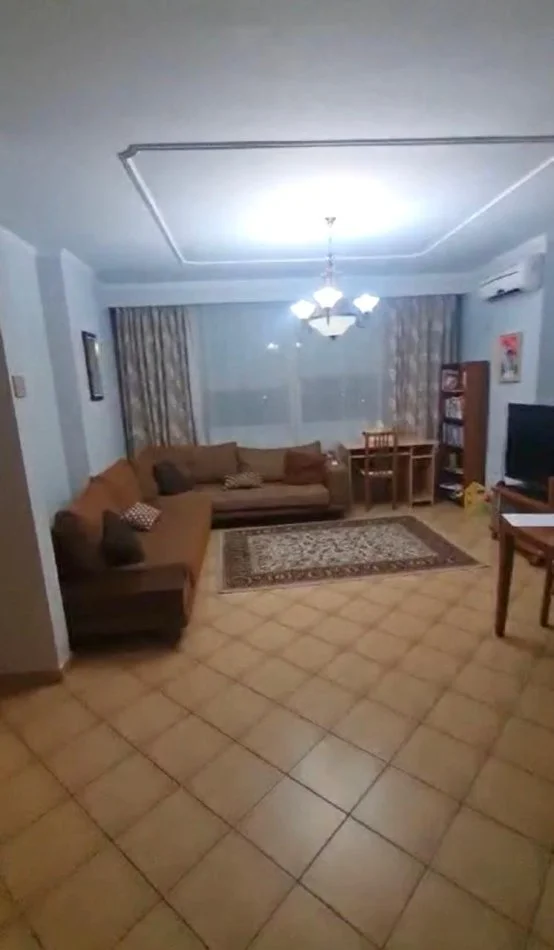 Tirane, Apartament 1+1 me qira  Kati 5, 89 m² (Stadiumi Arena)