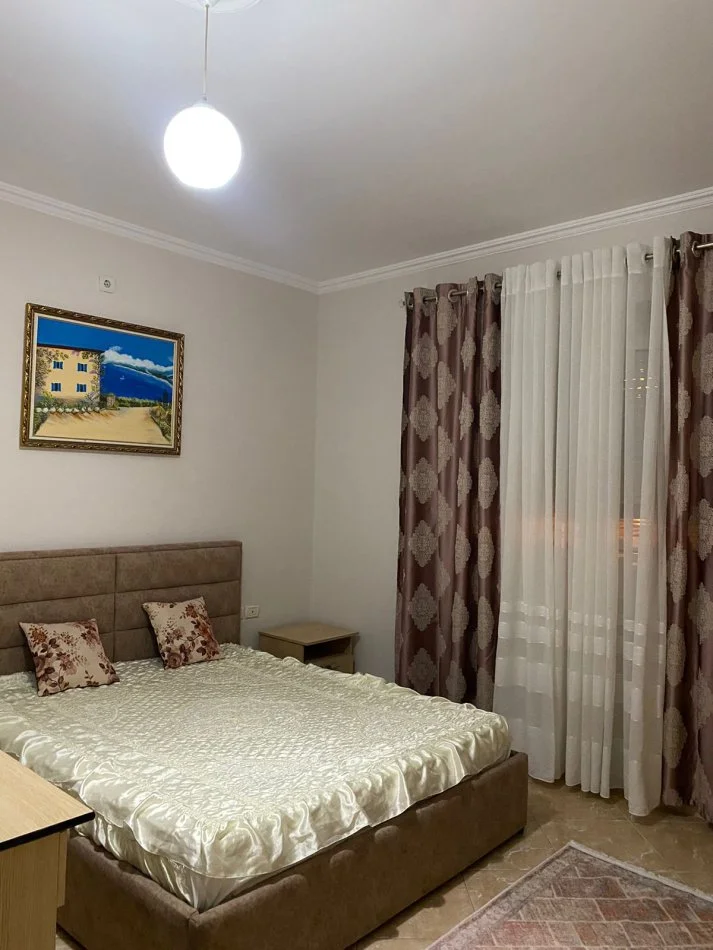 Tirane, Apartament 1+1 me qira Kati 2, 67 m² 400 €  Vilat Amerikane