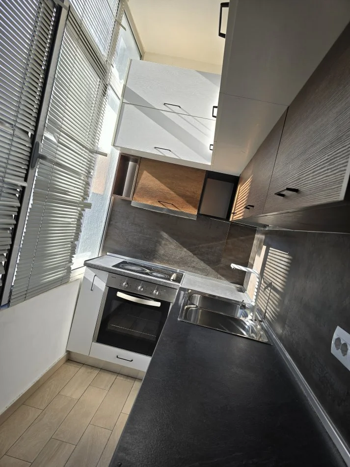 Jepet me Qera  2+1 , 650€ (IRFAN TOMINI)