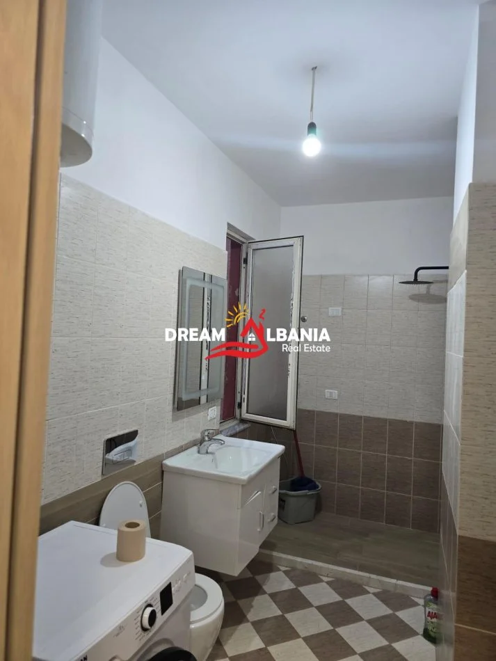Tirane, shitet apartament 1+1 Kati 7, 76 m² 120.000 € (ne Yzberisht prane KMY)