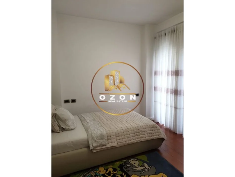 Apartament per Qera 3+1+2 , Liqeni i Thate!