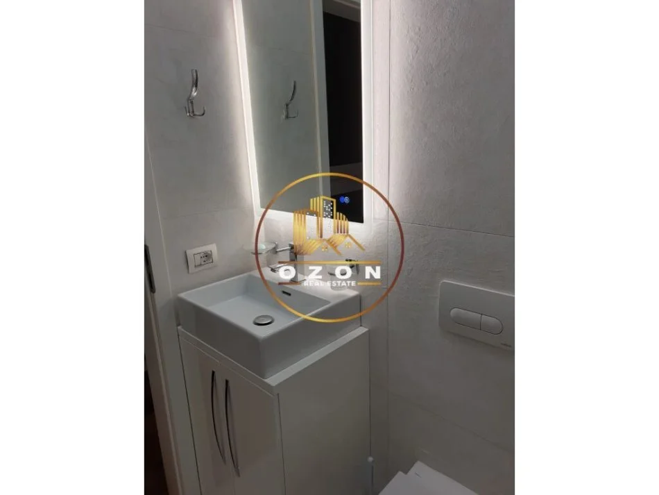 Apartament per Qera 3+1+2 , Liqeni i Thate!